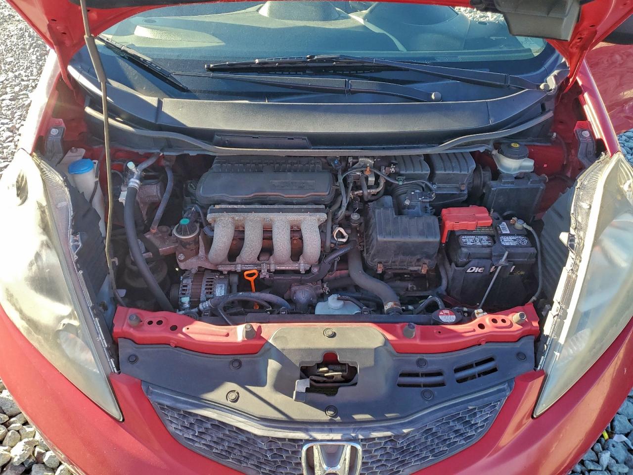 2013 HONDA FIT photo 11