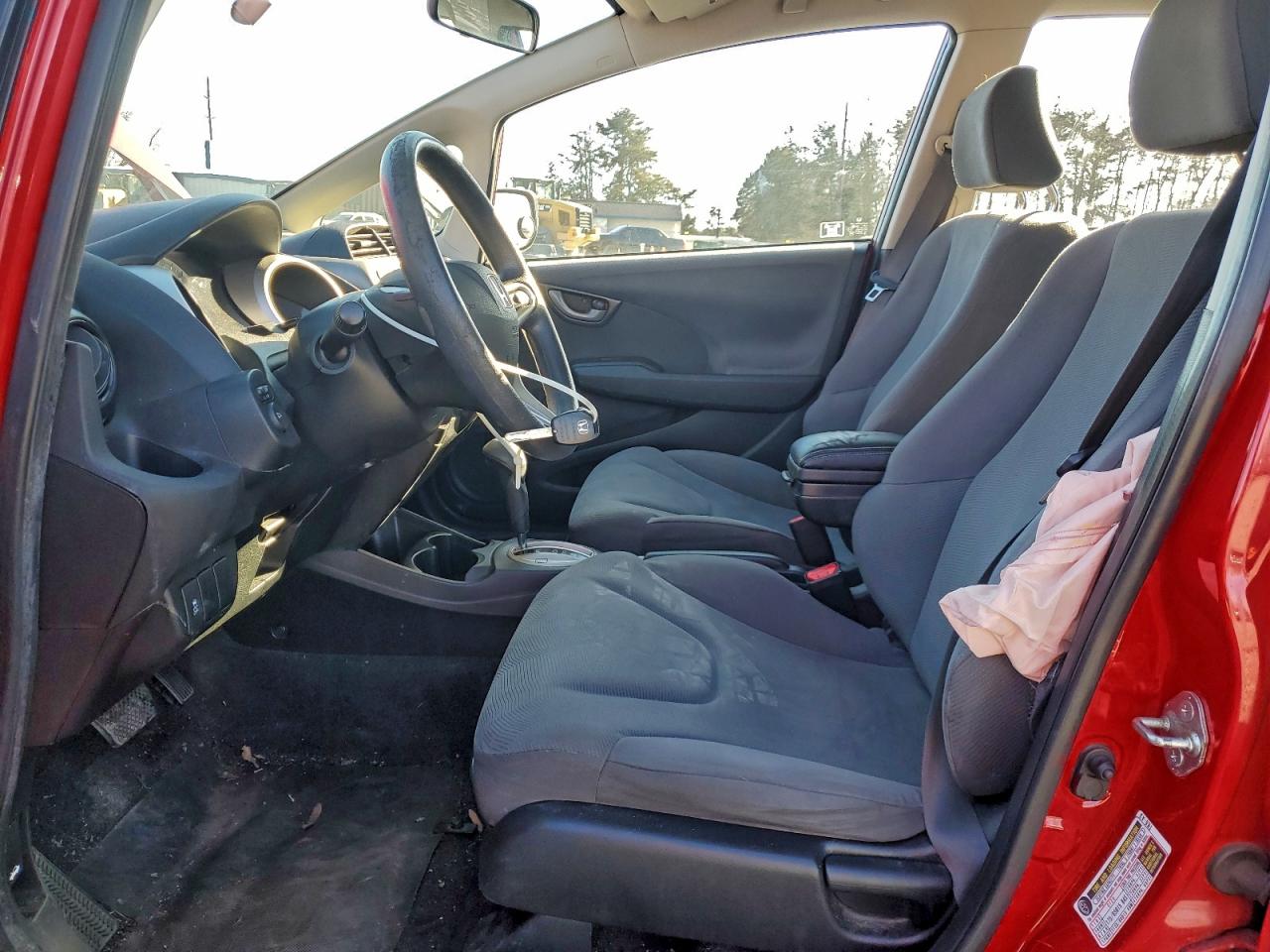 2013 HONDA FIT photo 7