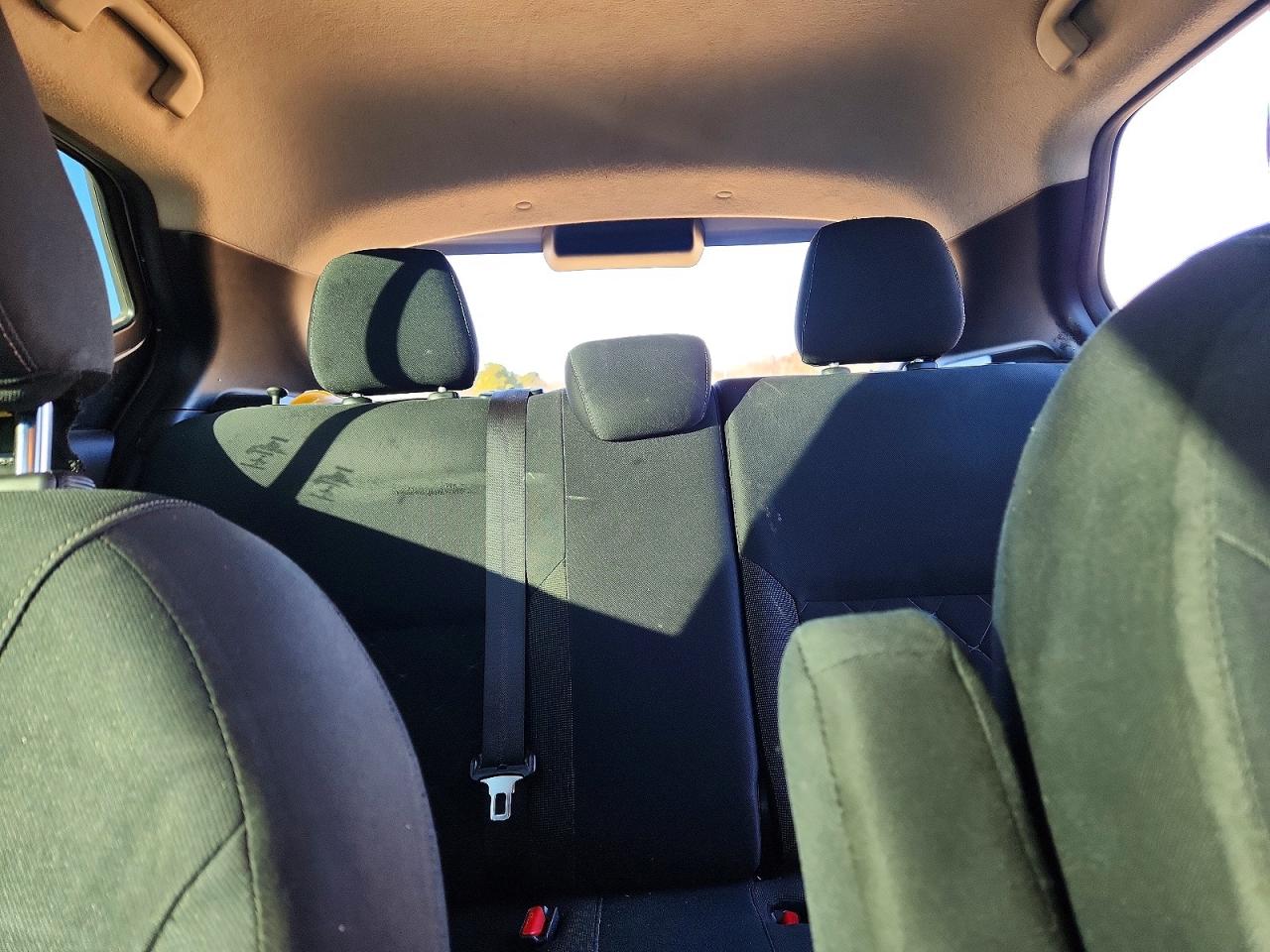 2019 NISSAN KICKS S photo 10