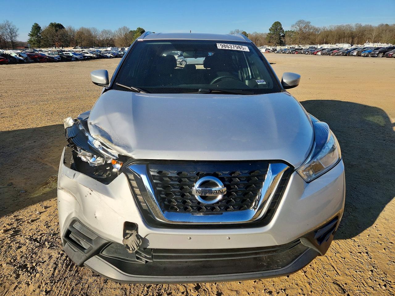 2019 NISSAN KICKS S photo 5
