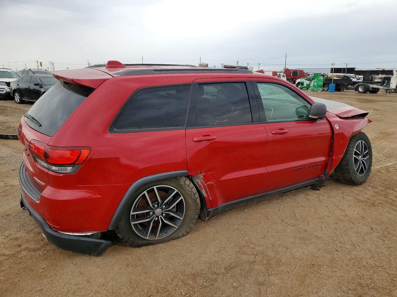 2018 JEEP GRAND CHEROKEE TRAILHAWK photo 3