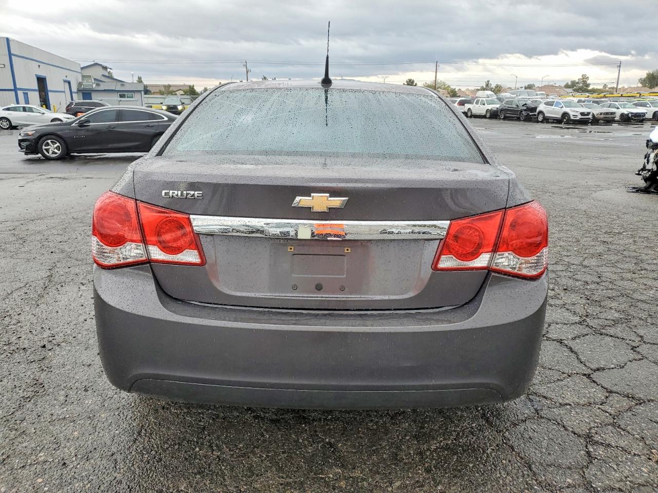 2011 CHEVROLET CRUZE LS photo 6