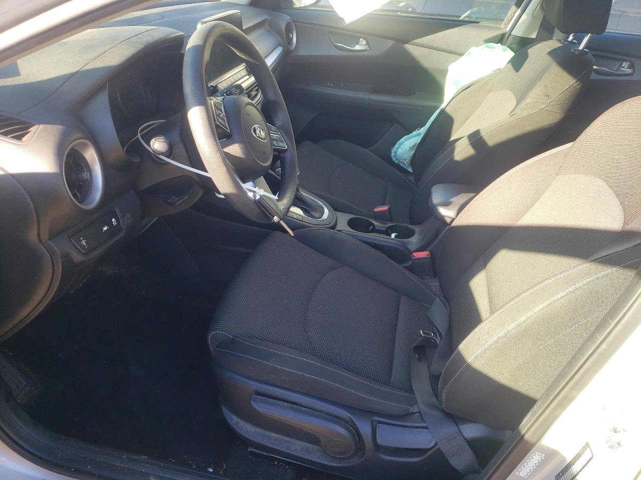 2021 KIA FORTE FE photo 7