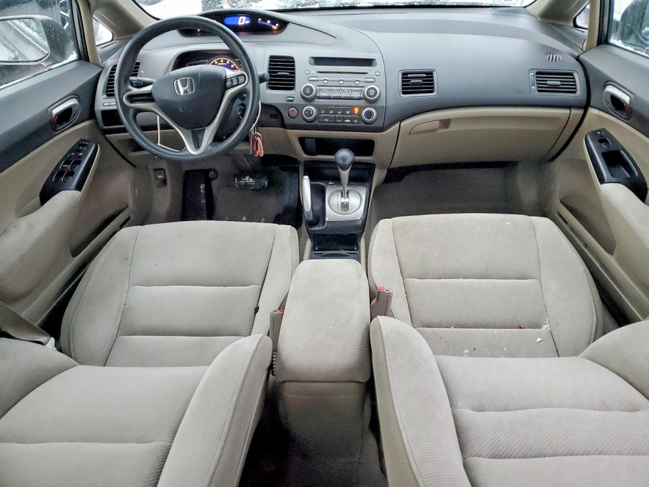 2011 HONDA CIVIC LX photo 8