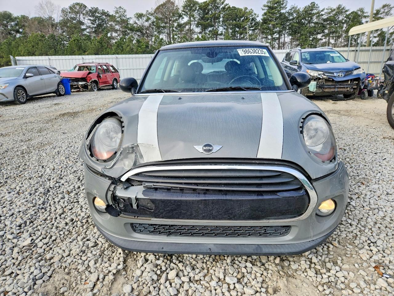 2017 MINI COOPER photo 9
