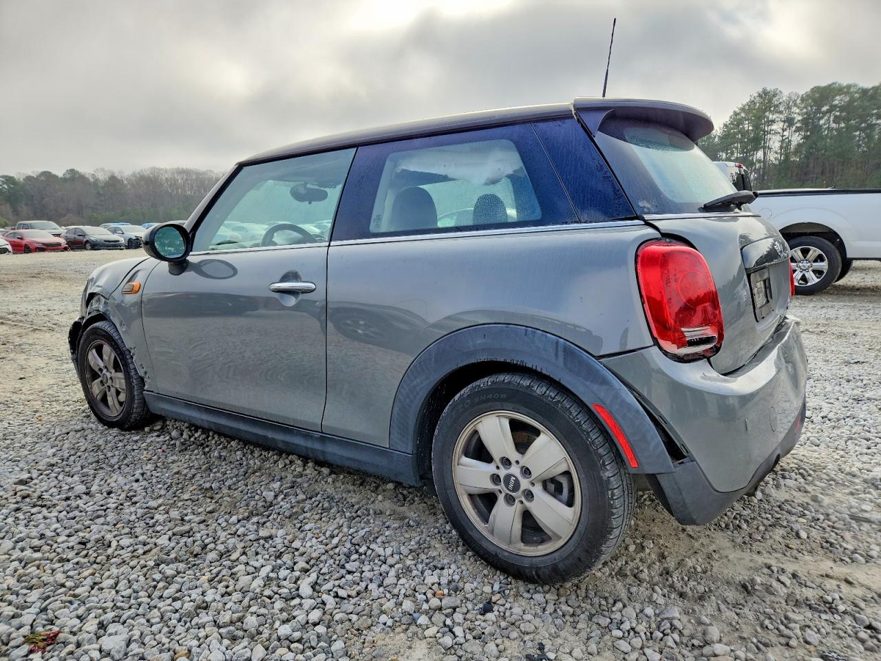 2017 MINI COOPER photo 3