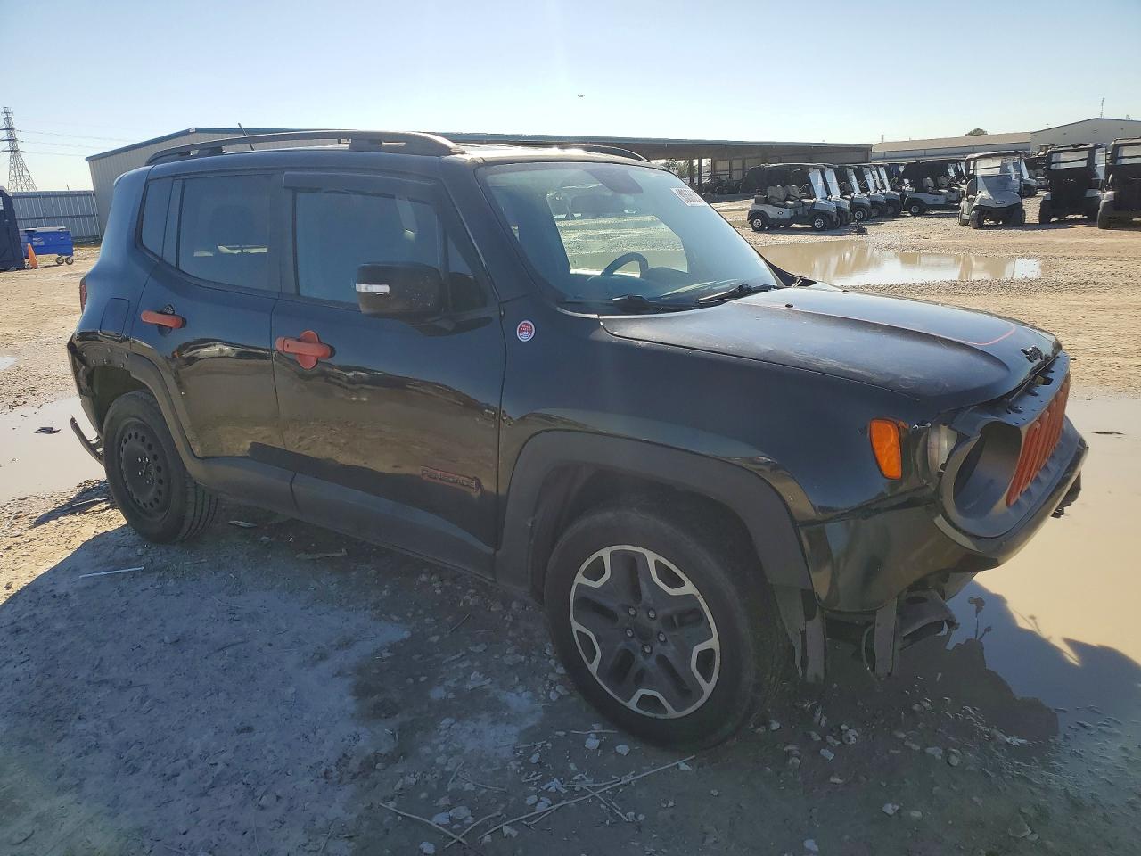 2017 JEEP RENEGADE TRAILHAWK photo 4