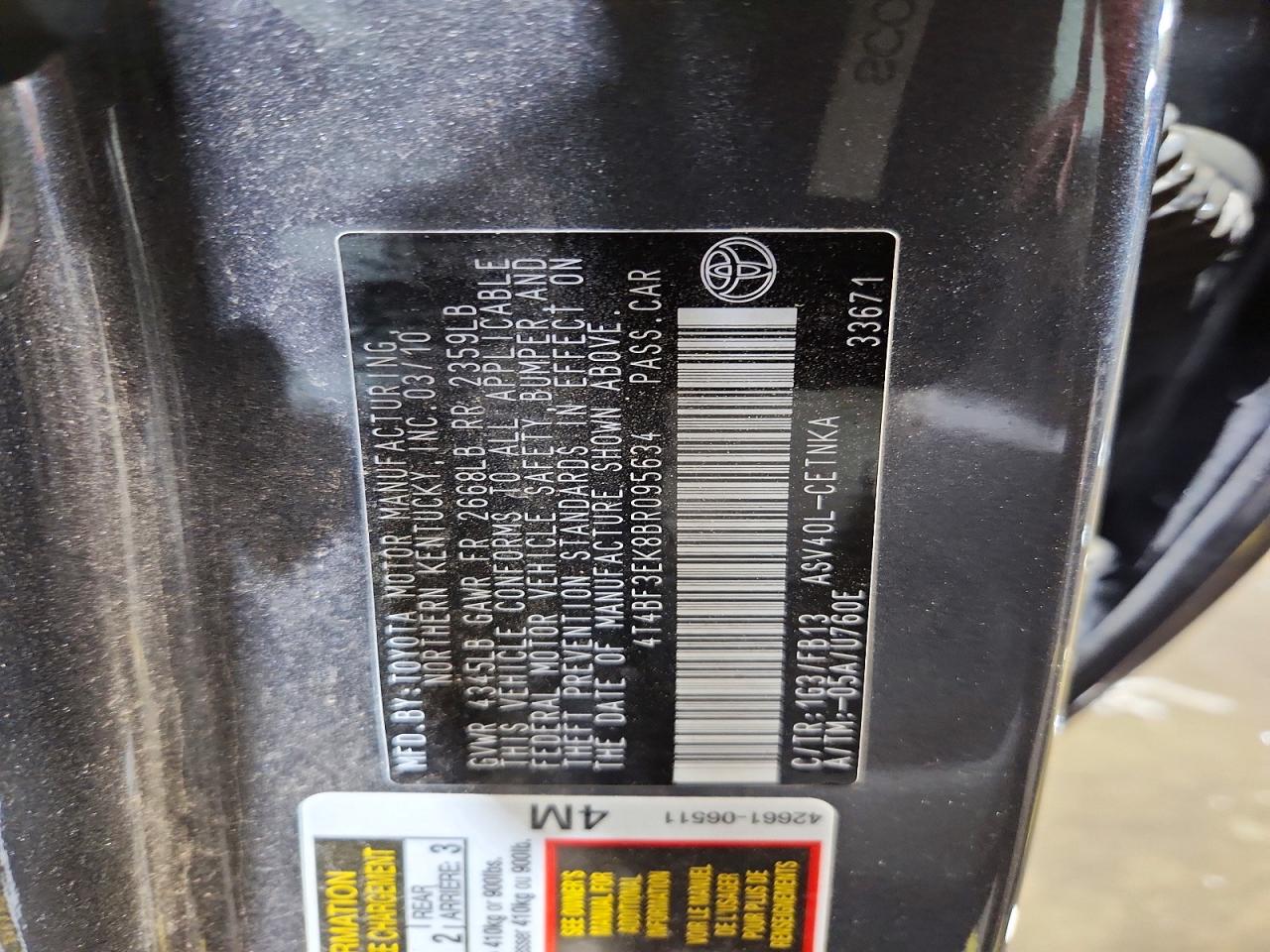 2011 TOYOTA CAMRY BASE photo 12