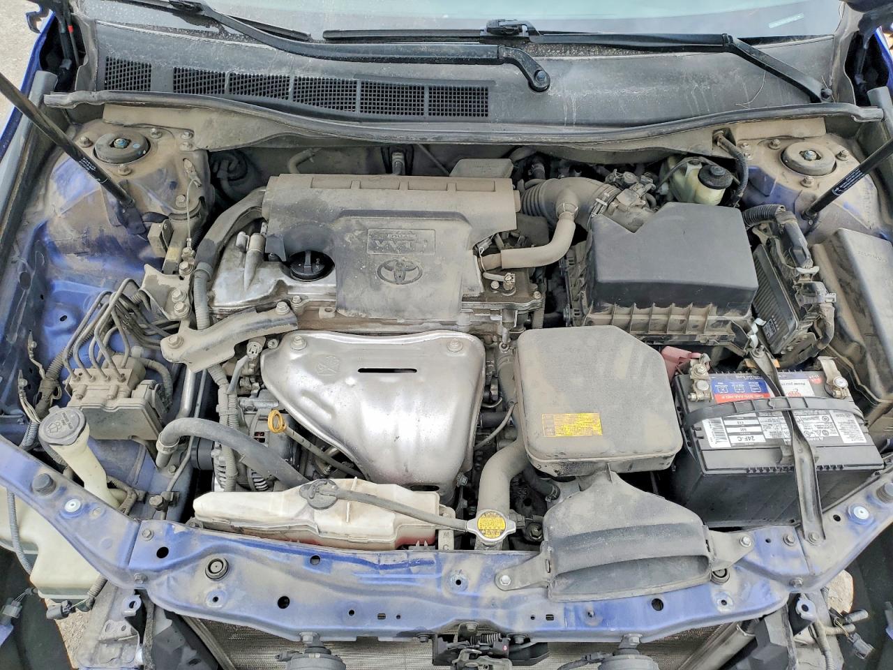2015 TOYOTA CAMRY LE photo 11
