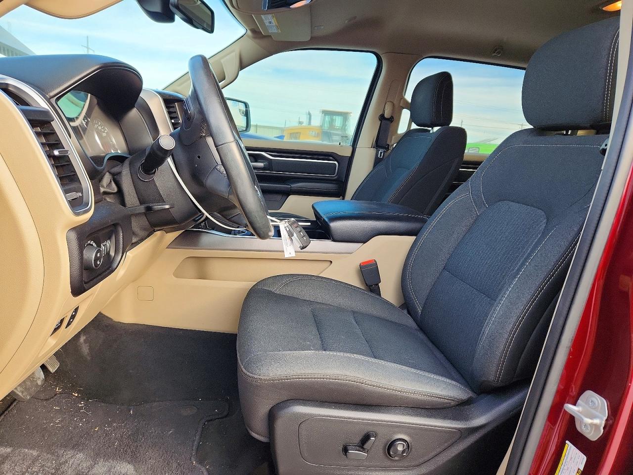 2019 RAM 1500 BIG HORN/LONE STAR photo 13