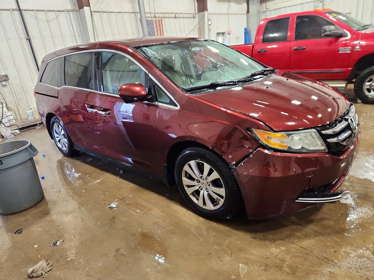 2016 HONDA ODYSSEY SE photo 4