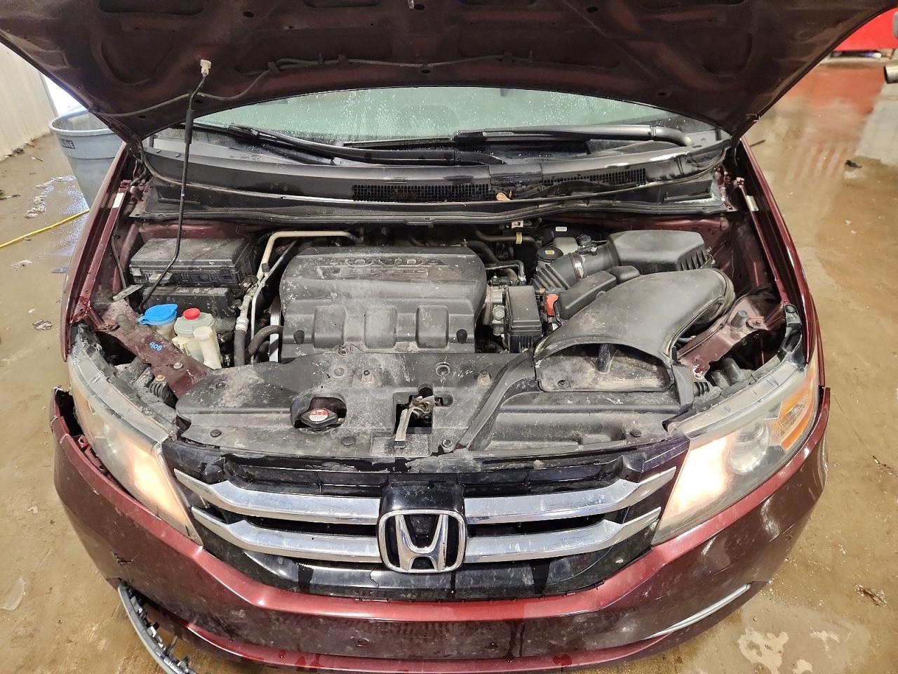 2016 HONDA ODYSSEY SE photo 12