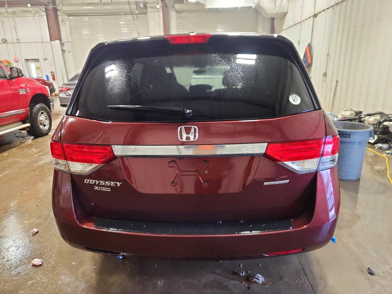 2016 HONDA ODYSSEY SE photo 6