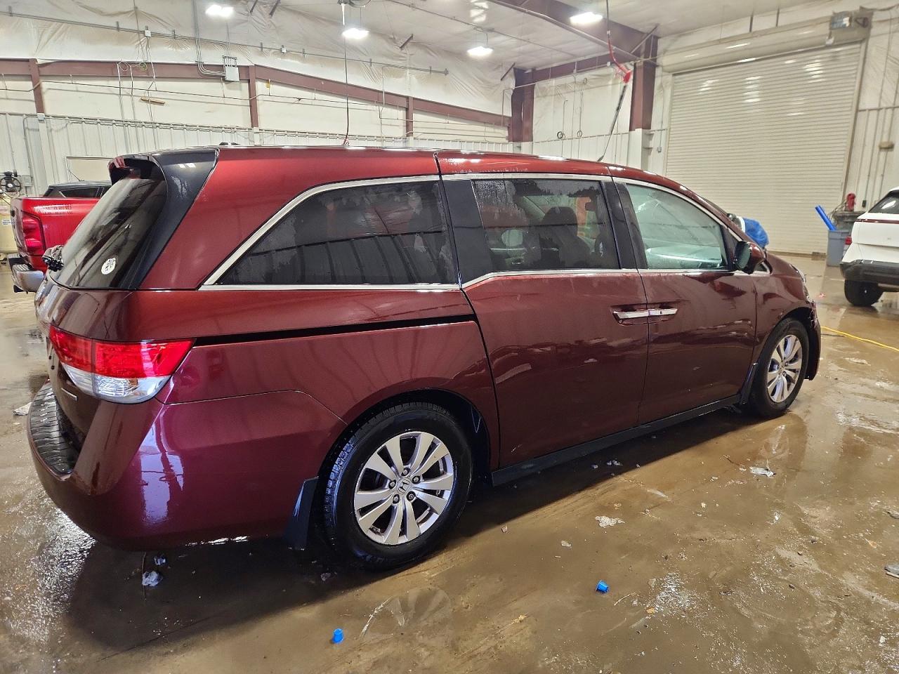 2016 HONDA ODYSSEY SE photo 3