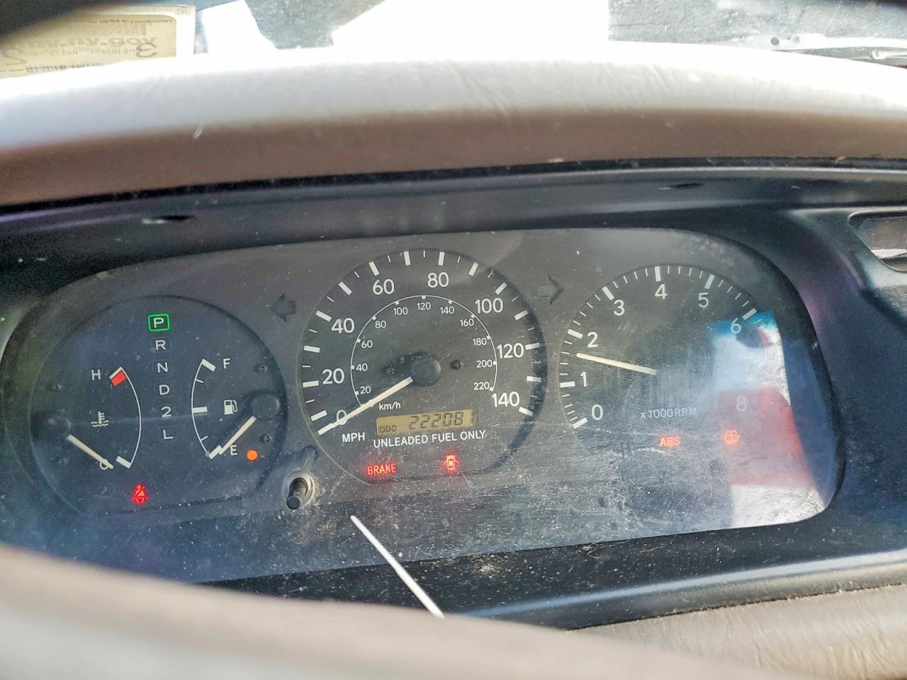 1997 TOYOTA CAMRY LE photo 9