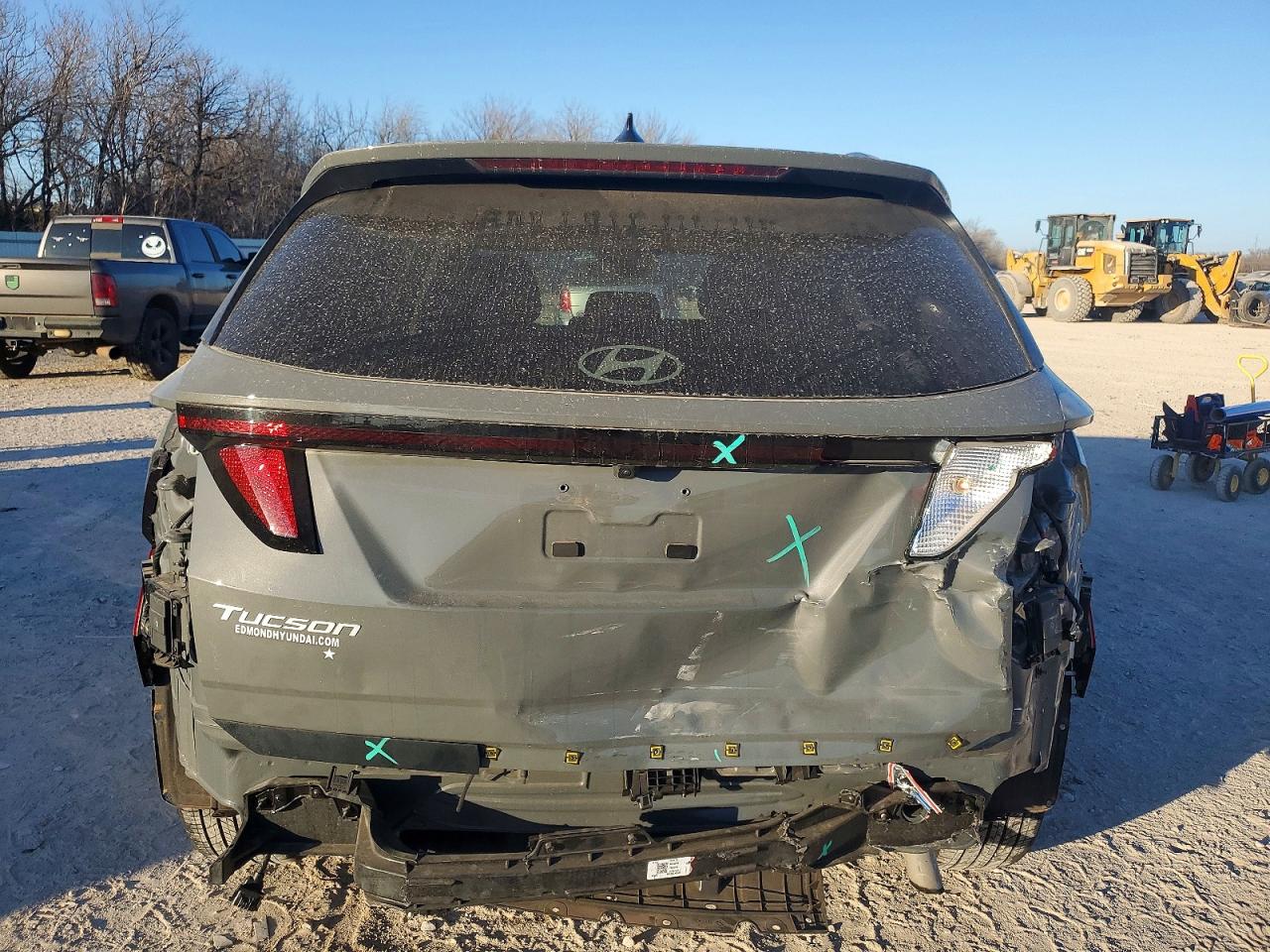 2025 HYUNDAI TUCSON SEL photo 6