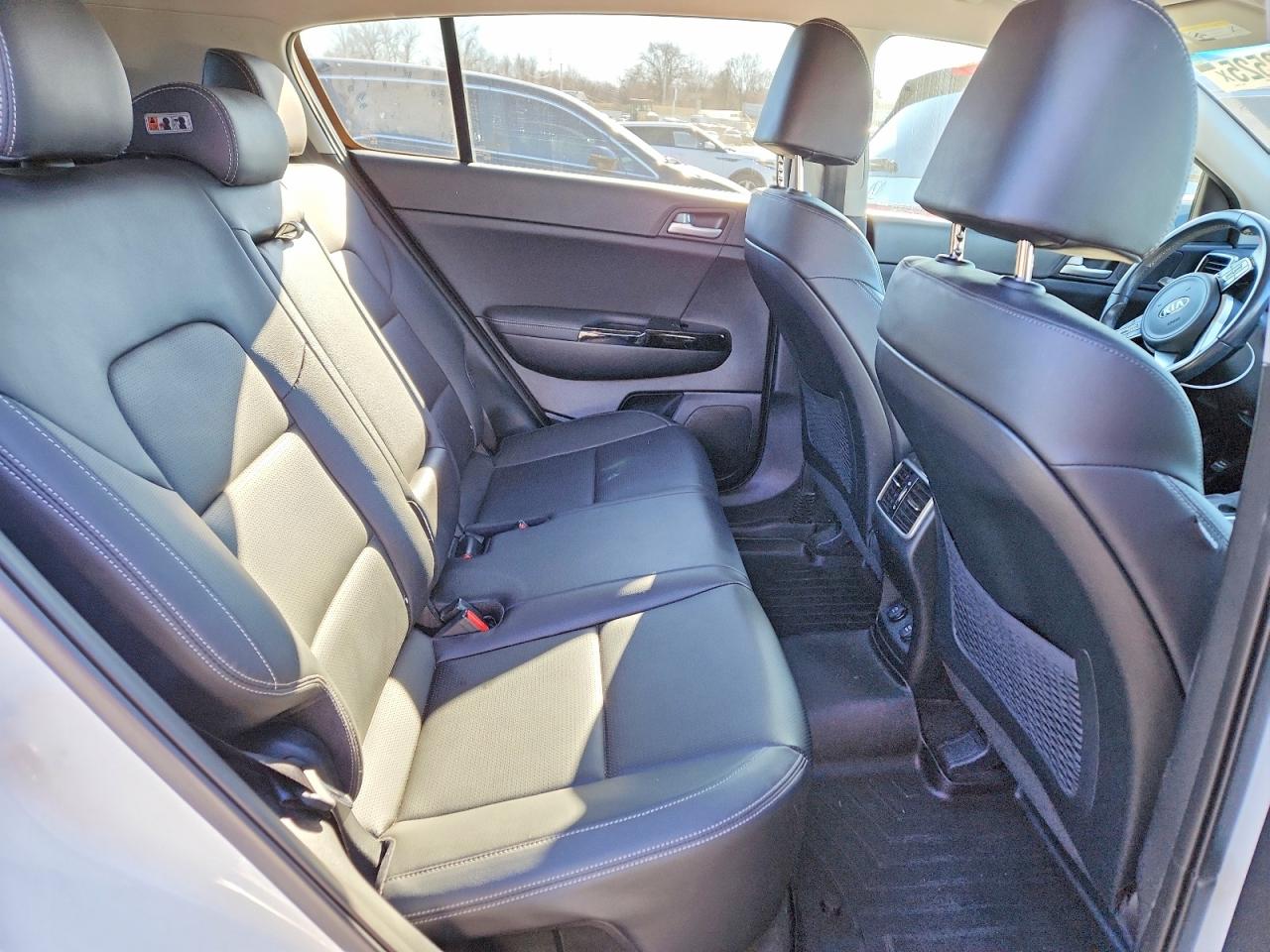 2020 KIA SPORTAGE EX photo 11