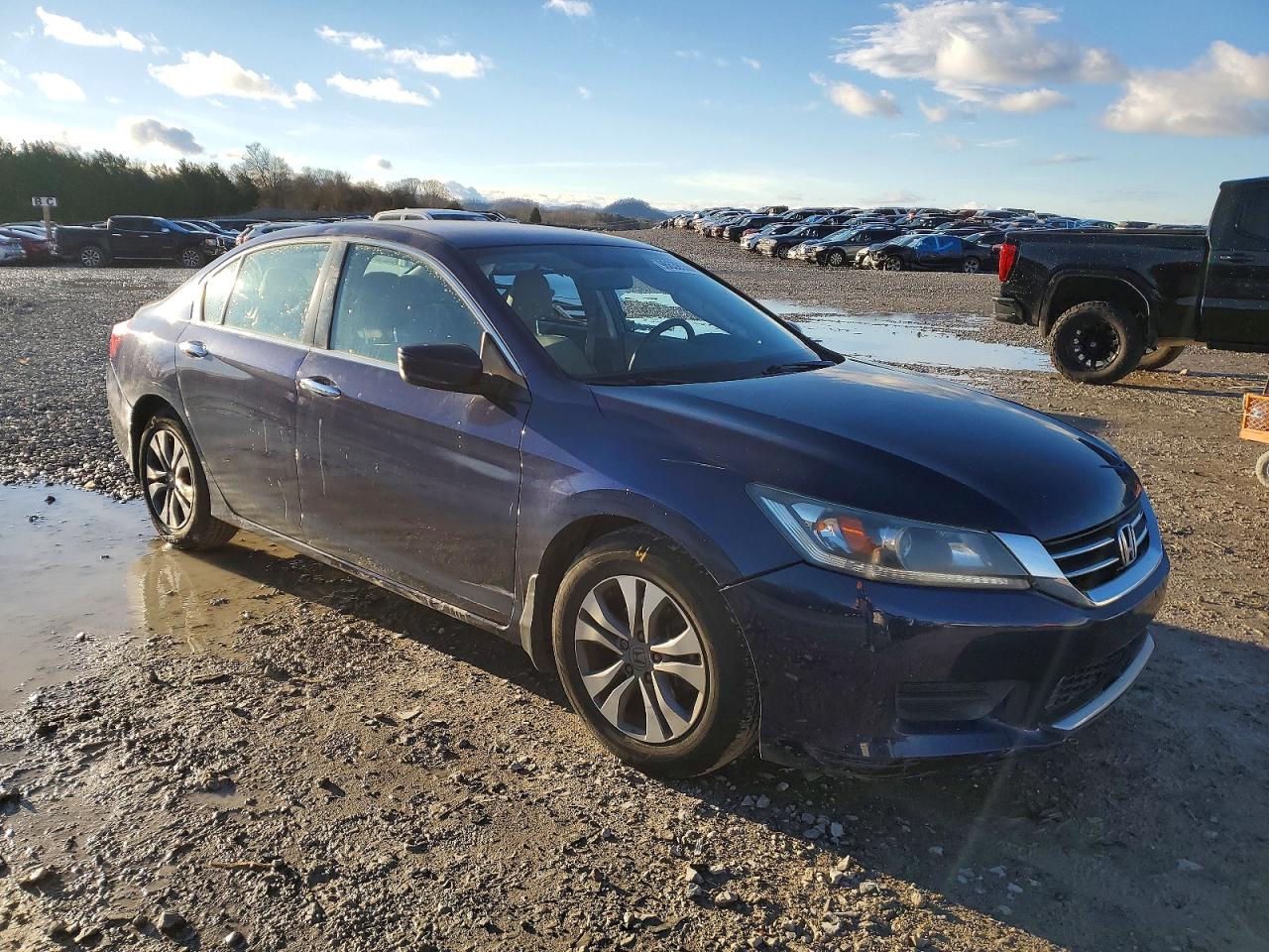 2015 HONDA ACCORD LX photo 4