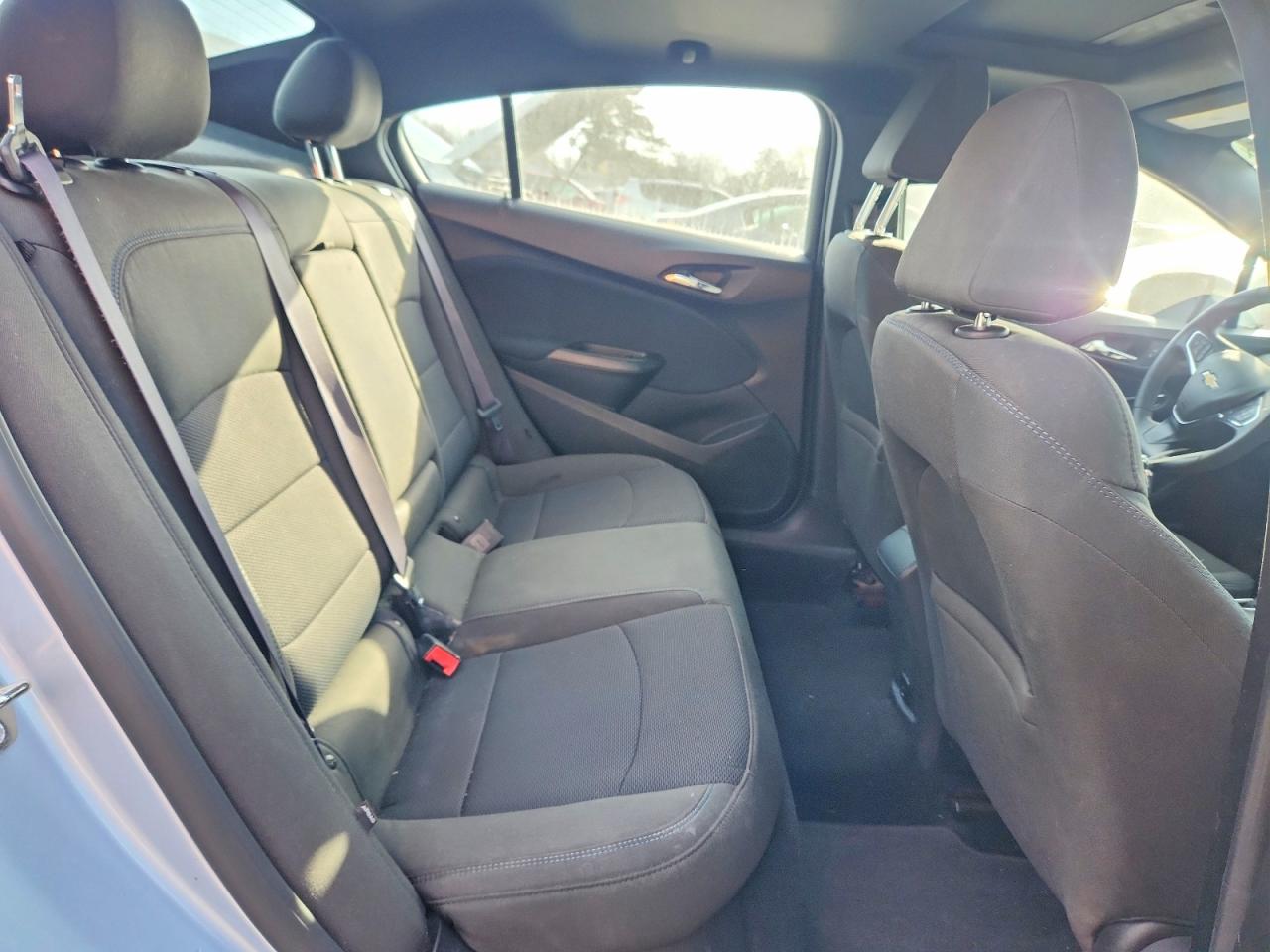 2017 CHEVROLET CRUZE LT photo 10