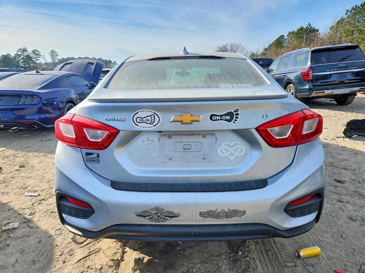 2017 CHEVROLET CRUZE LT photo 6