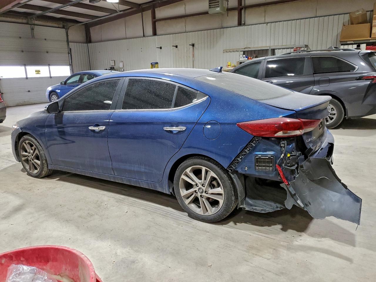 2017 HYUNDAI ELANTRA SE photo 2