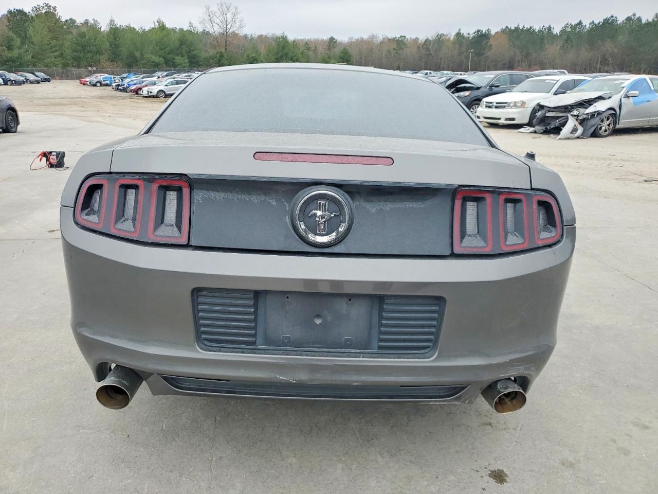 2014 FORD MUSTANG photo 6