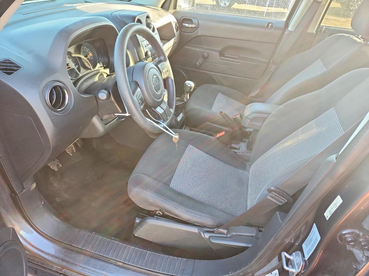 2015 JEEP PATRIOT SPORT photo 7