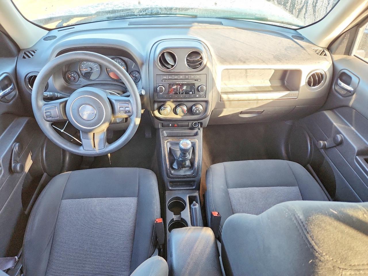 2015 JEEP PATRIOT SPORT photo 8