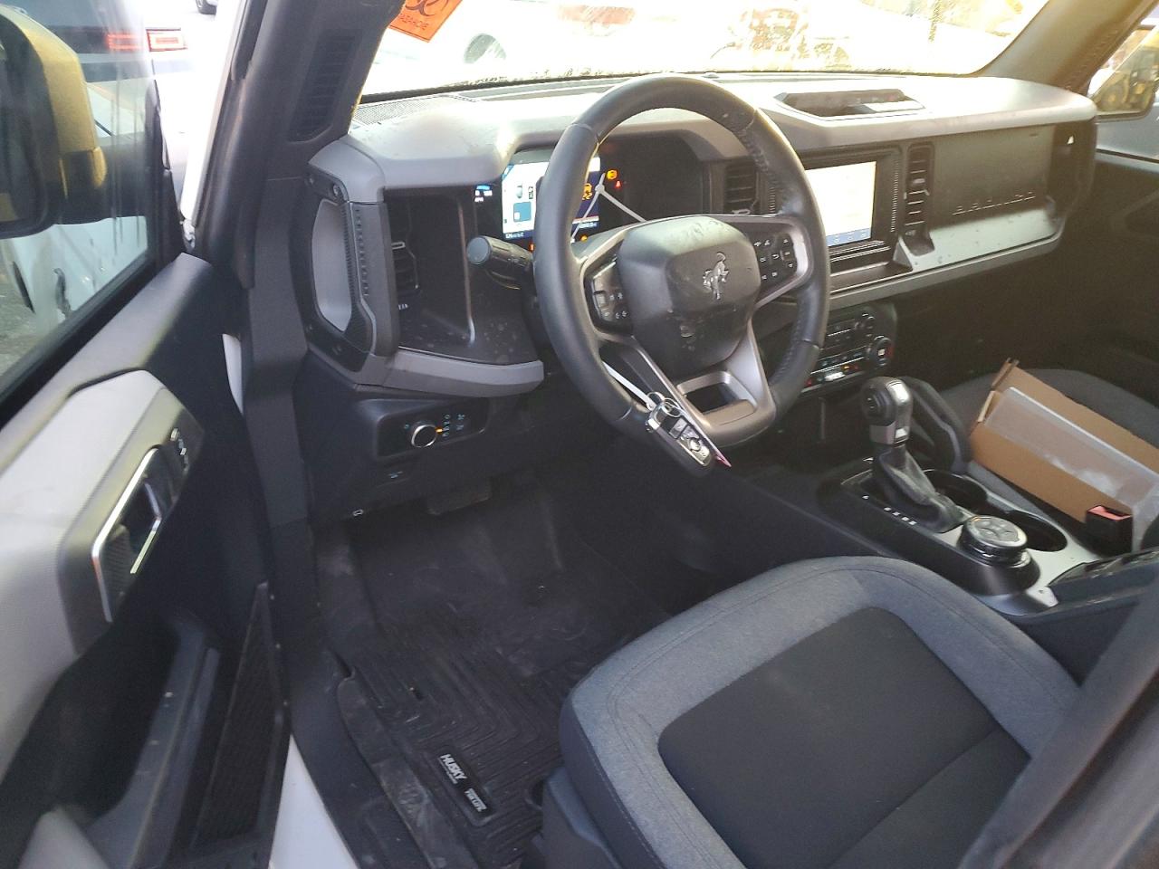 2023 FORD BRONCO BASE photo 8