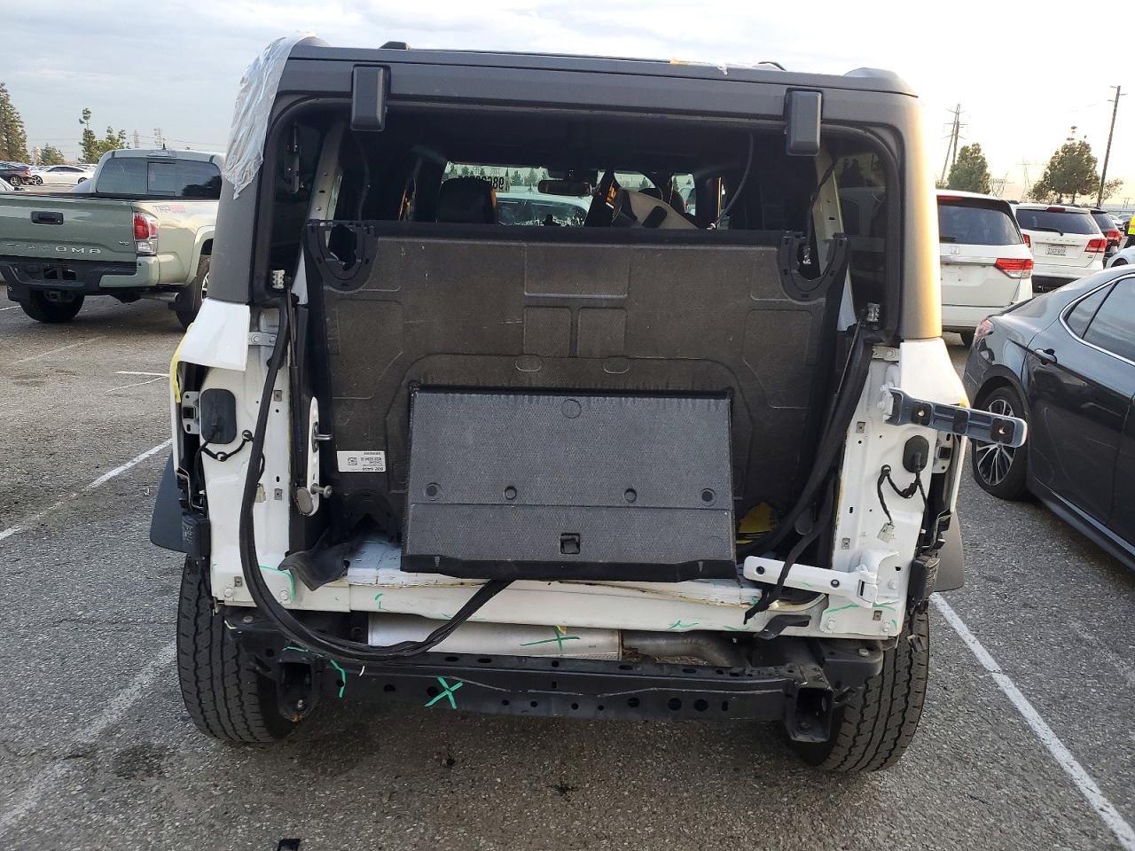 2023 FORD BRONCO BASE photo 6