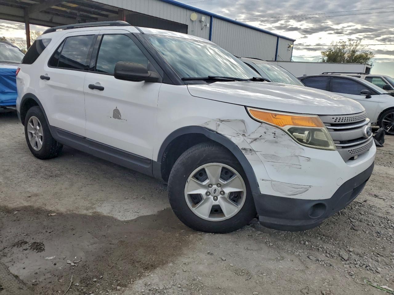 2013 FORD EXPLORER photo 4