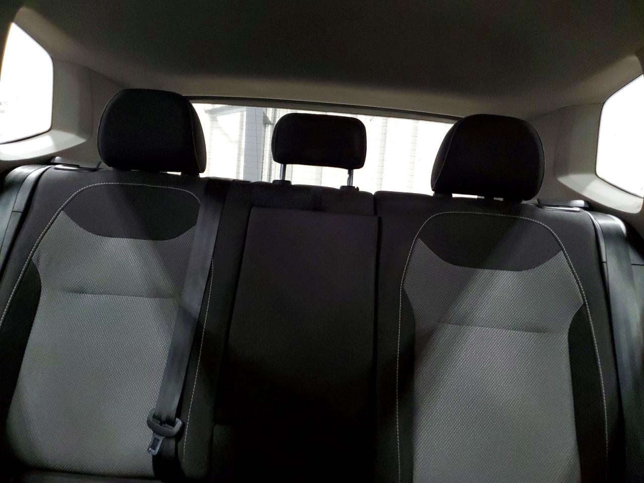 2024 VOLKSWAGEN TAOS S photo 10
