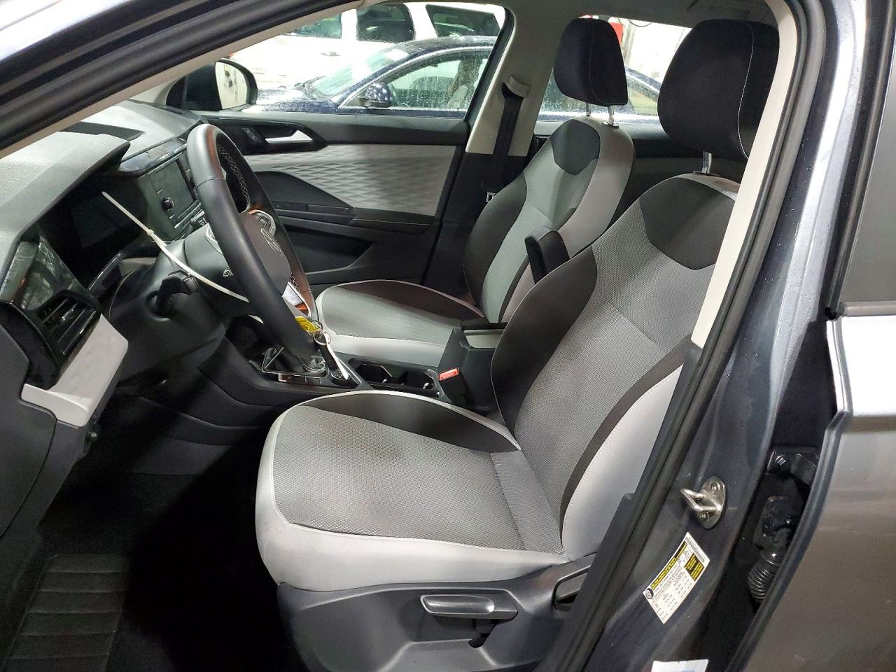 2024 VOLKSWAGEN TAOS S photo 7