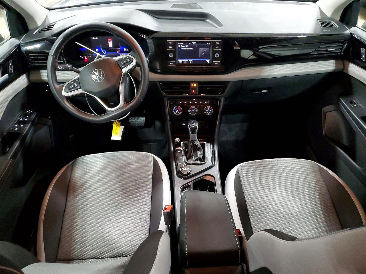 2024 VOLKSWAGEN TAOS S photo 8