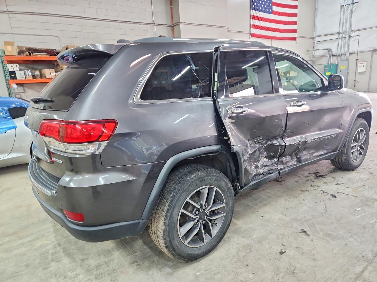 2020 JEEP GRAND CHEROKEE LIMITED photo 3