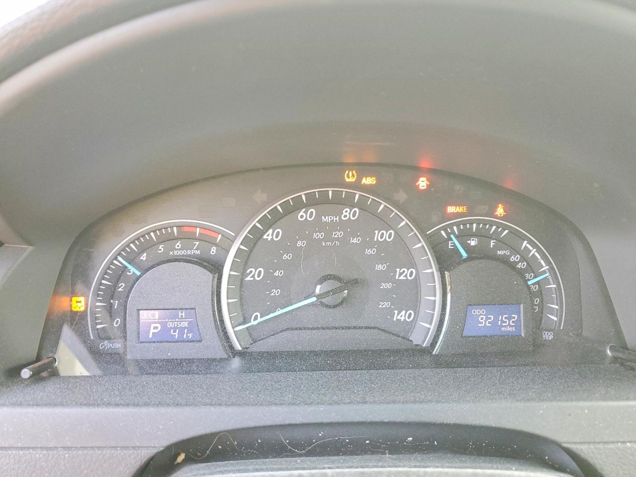 2012 TOYOTA CAMRY photo 9