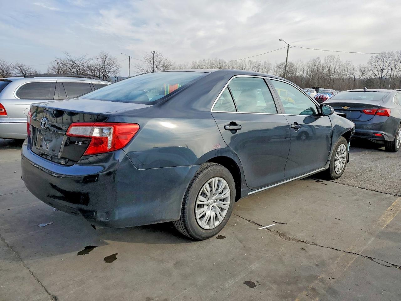 2012 TOYOTA CAMRY photo 3