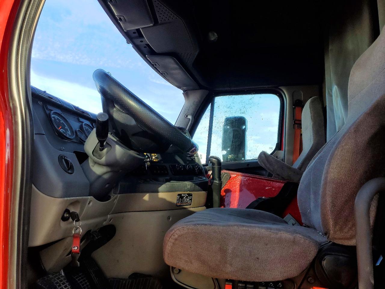 2016 FREIGHTLINER CASCADIA 125 photo 5