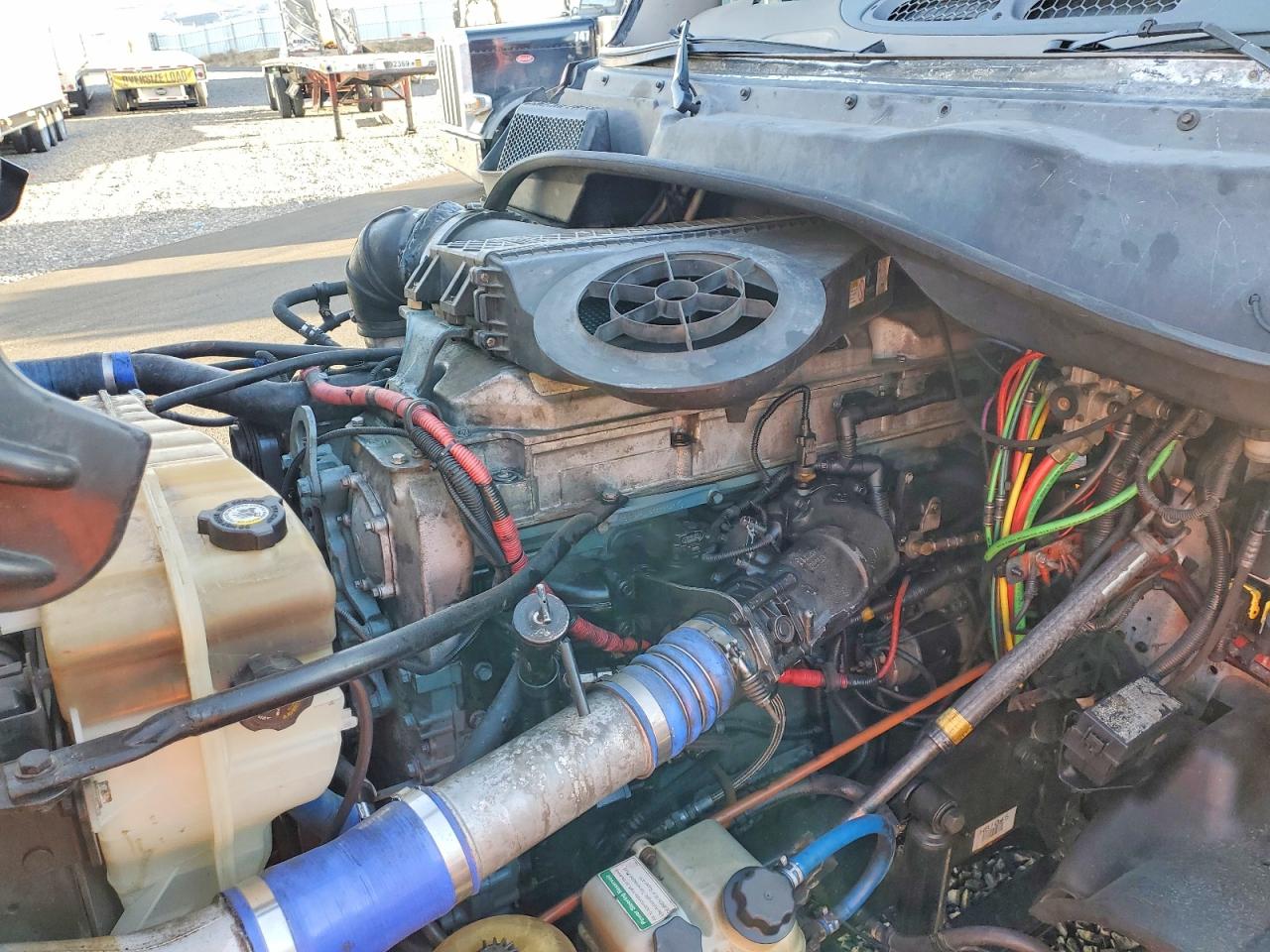 2016 FREIGHTLINER CASCADIA 125 photo 7