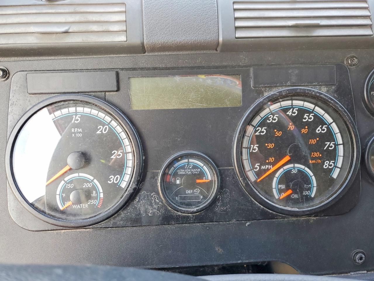 2016 FREIGHTLINER CASCADIA 125 photo 8