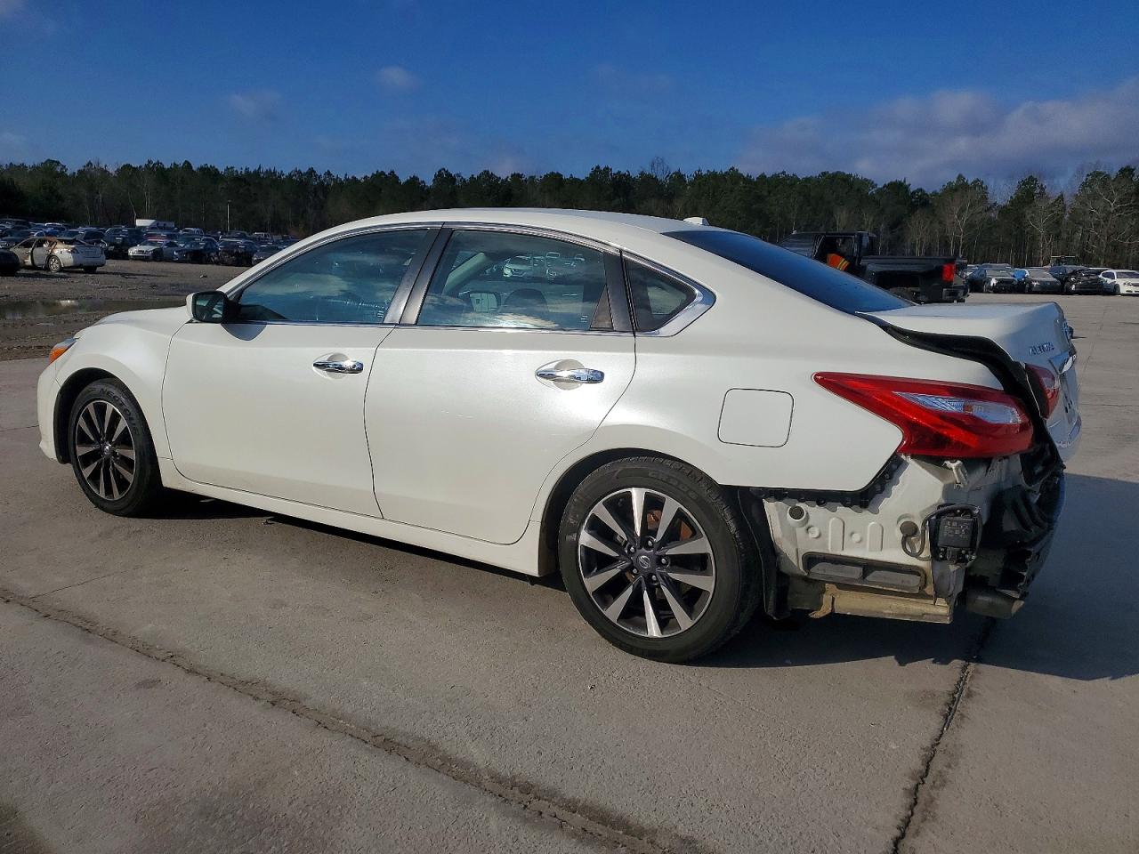 2017 NISSAN ALTIMA 2.5 photo 2