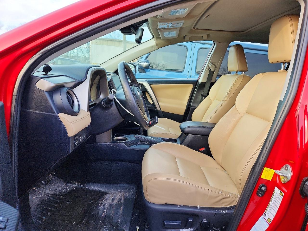 2014 TOYOTA RAV4 LIMITED photo 7