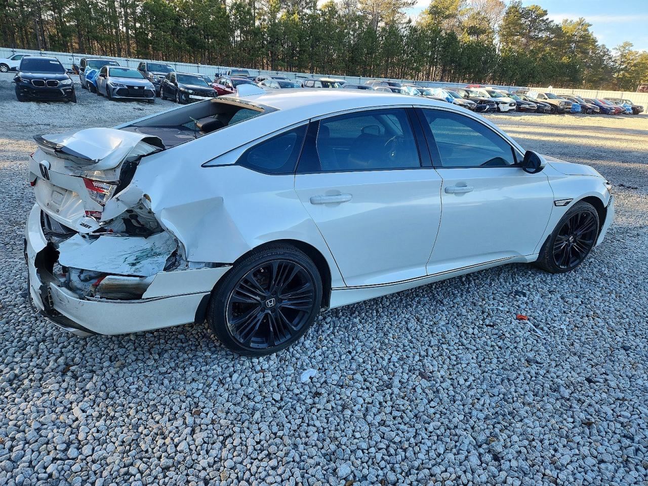 2020 HONDA ACCORD EXL photo 3