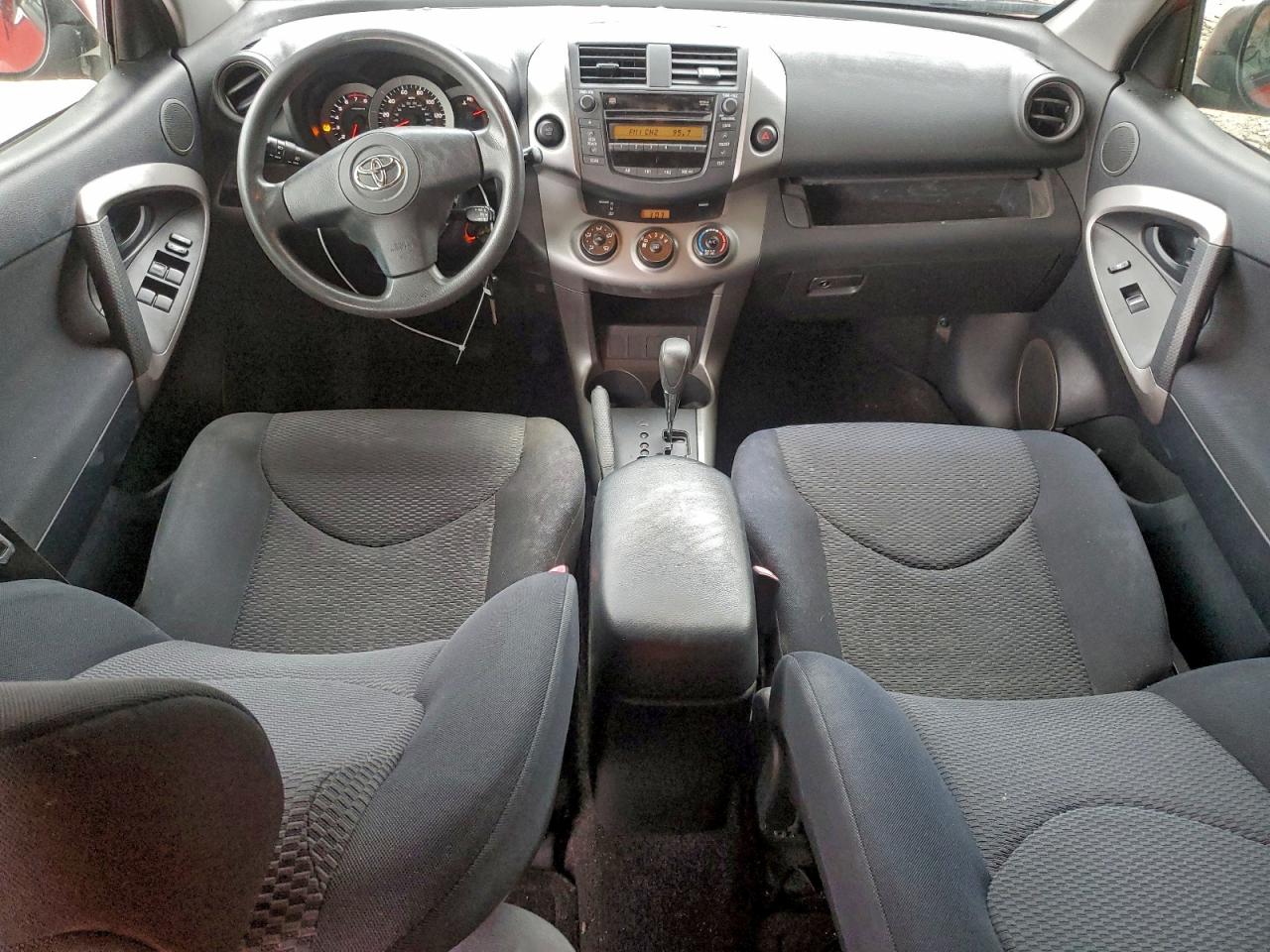 2006 TOYOTA RAV4 SPORT photo 8