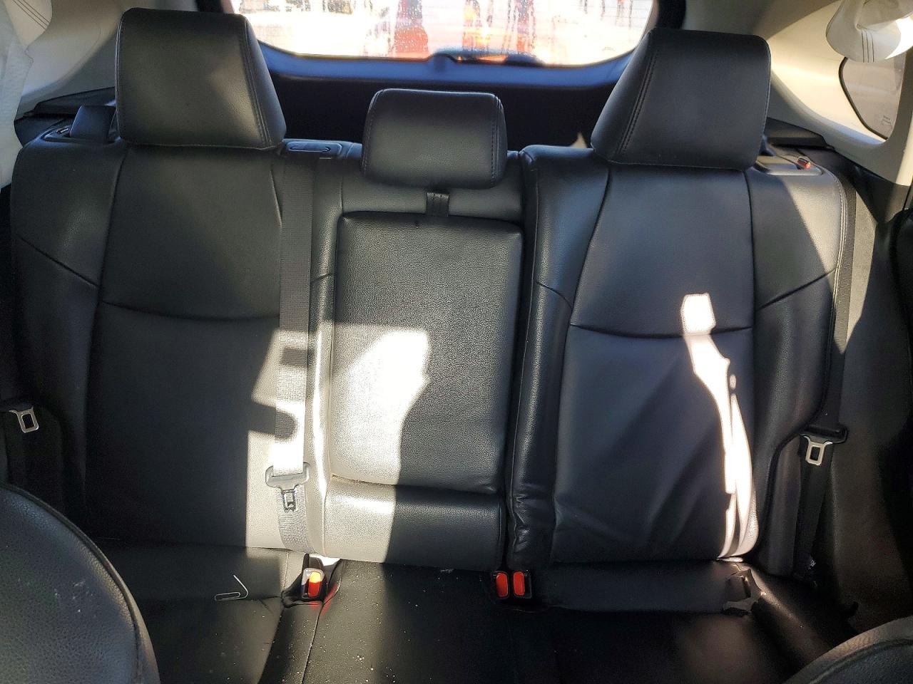 2022 TOYOTA RAV4 XLE photo 19