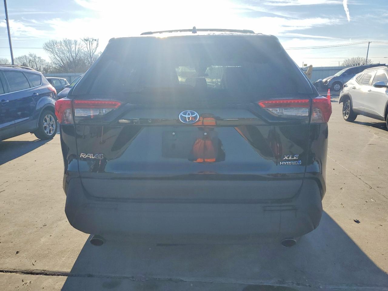 2022 TOYOTA RAV4 XLE photo 11