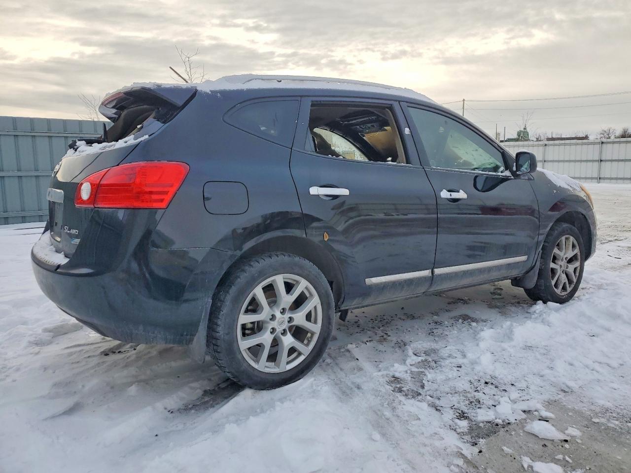 2011 NISSAN ROGUE S photo 3