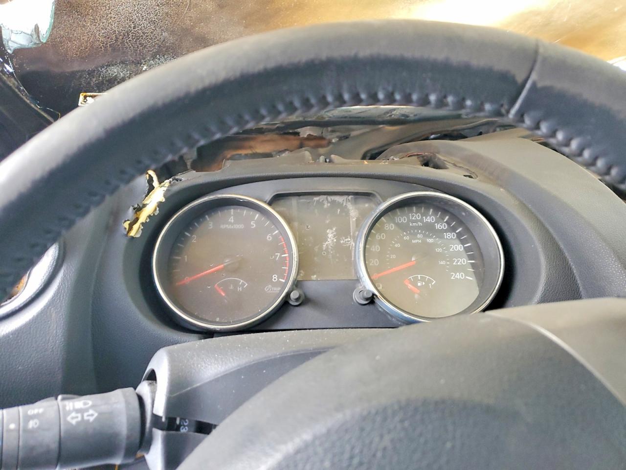 2011 NISSAN ROGUE S photo 9