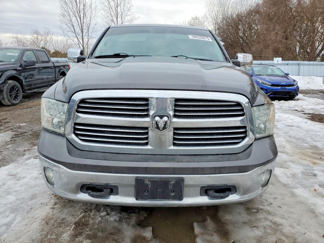 2014 RAM 1500 SLT photo 5