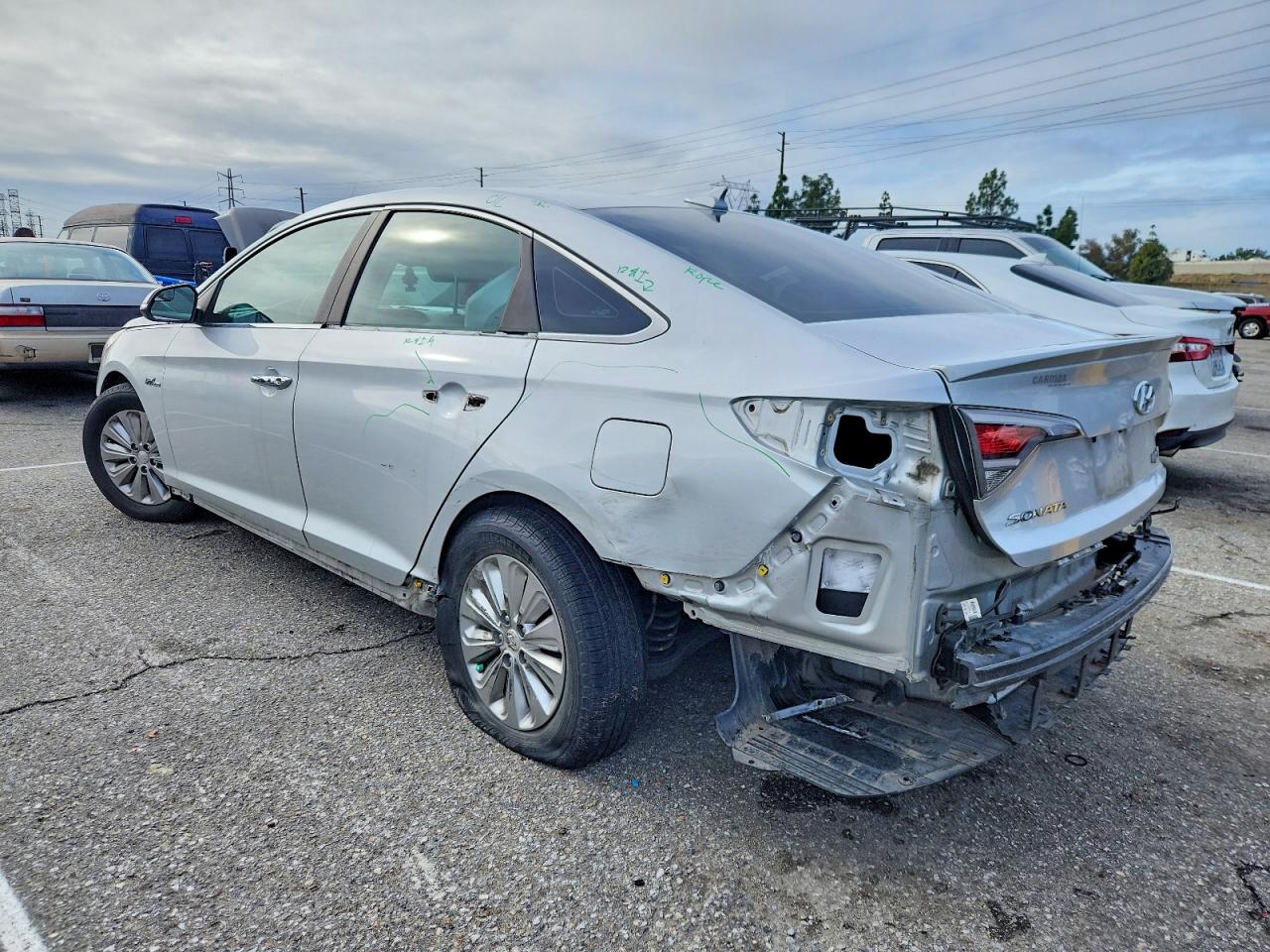 2016 HYUNDAI SONATA HYBRID photo 2